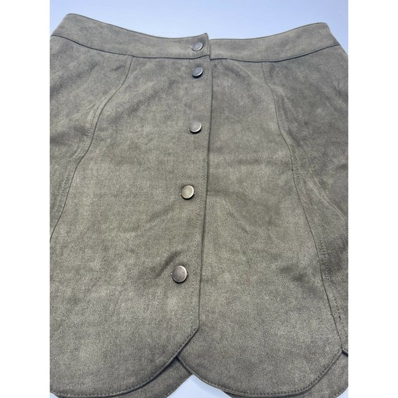 NWT VERY J Suede Scalloped Buttoned Mini Skirt L - Picture 2 of 7